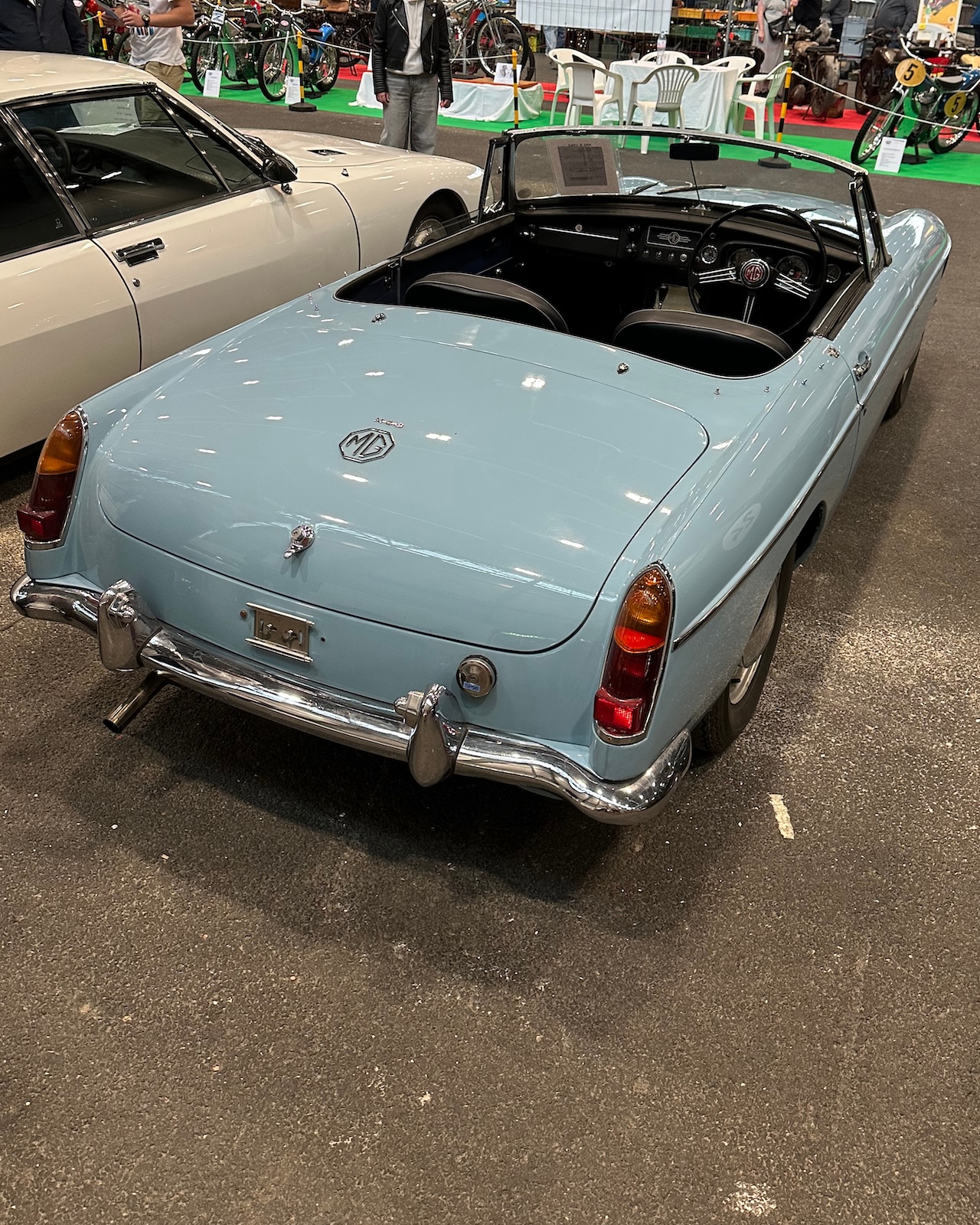 25 Retro MecanikaInsta02